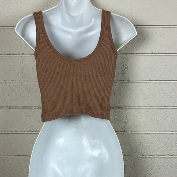 Urban Outfitters Out From Under Drew Seamless Bra Top in Light Sand size M - Picture 4 of 8